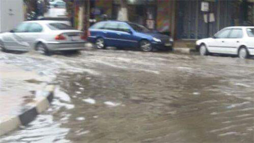las lluvias dificultan el tráfico La nieve vuelve a coronar las montañas de Líbano